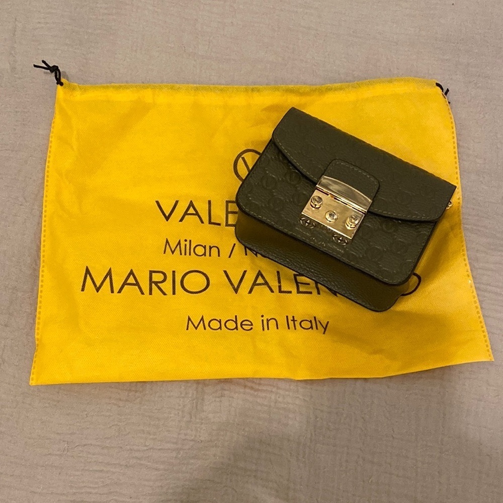 VALENTINO MARIO VALENTINO BIJOU DOLLARO MONOGRAM GREEN BAG .MADE IN ITALY .